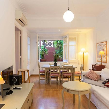 Fantastic Apartment Near Placa Francesc Macia In L'Eixample Esquerra Barcelona Luaran gambar