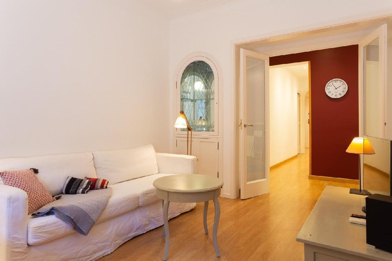 Fantastic Apartment Near Placa Francesc Macia In L'Eixample Esquerra Barcelona Luaran gambar